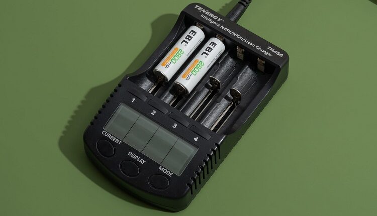 4 Occasions When It Sucks to Have No Batteries